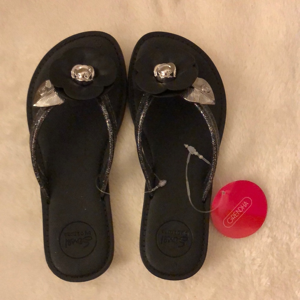 NWT Grendha flip flops